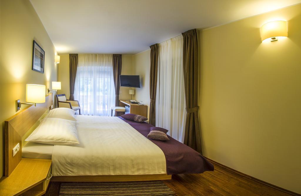 Hotel Villa Privileggio Mošćenička Draga المظهر الخارجي الصورة