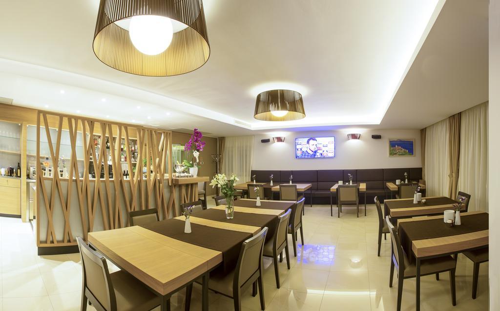 Hotel Villa Privileggio Mošćenička Draga المظهر الخارجي الصورة